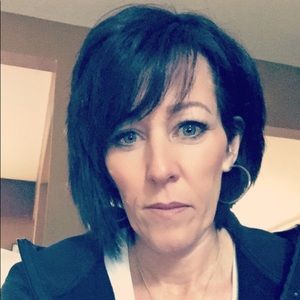 Meet your Posher, Deana